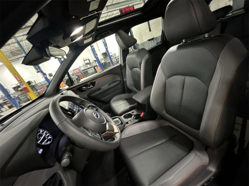 Used 2025 Subaru Forester Sport image 15