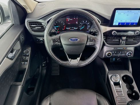 Used 2020 Ford Escape SEL image 16