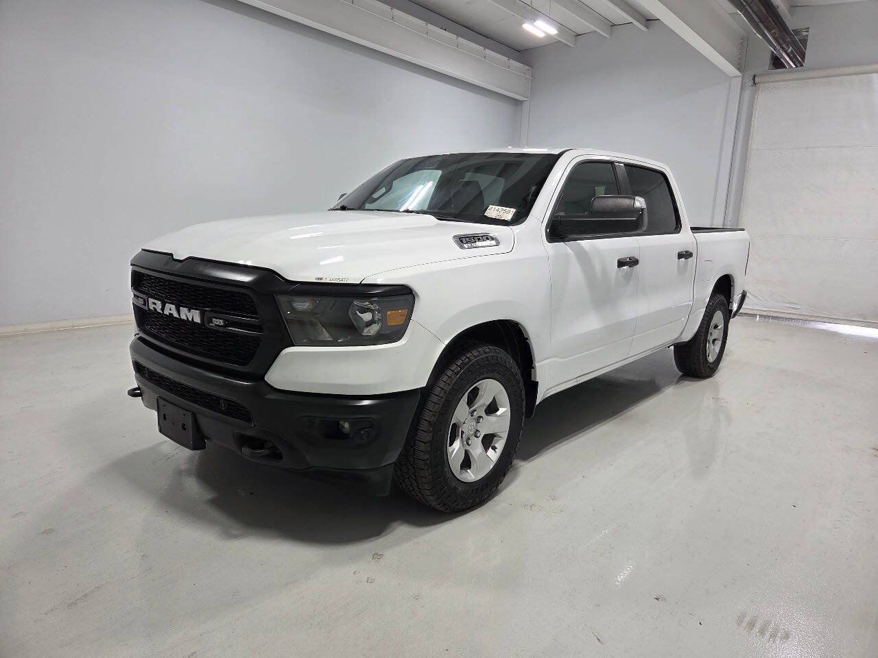 Used 2024 RAM 1500 Tradesman w/ Trailer Tow Group AWD/4WD image 3