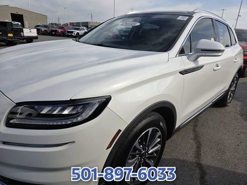 Used 2022 Lincoln Nautilus Reserve w/ Luxury Package FWD image 4
