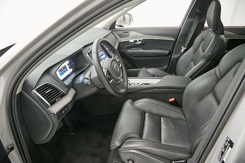 Certified 2024 Volvo XC90 T8 Ultimate w/ Protection Package Premier AWD/4WD image 19