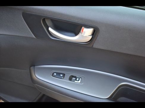 Used 2019 Kia Optima S w/ S Panoramic Sunroof Package FWD image 36