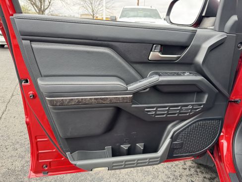 Used 2024 Toyota Tacoma Limited image 22