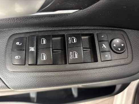 Used 2023 RAM 1500 Big Horn RWD image 18
