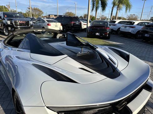 Used 2020 McLaren 720S Performance image 11