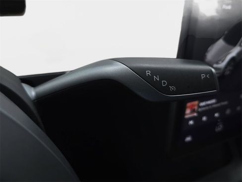 Used 2023 Tesla Model Y Long Range image 23