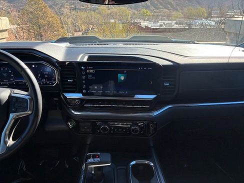 Used 2023 Chevrolet Silverado 1500 LT Trail Boss image 14