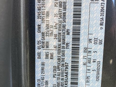 Used 2025 Ford Escape SE image 44