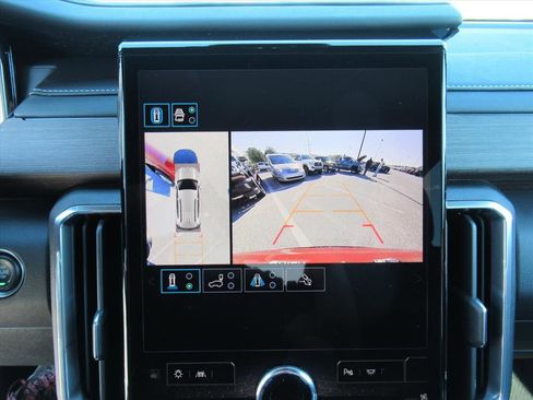 Used 2024 GMC Acadia Denali w/ Super Cruise Package image 22