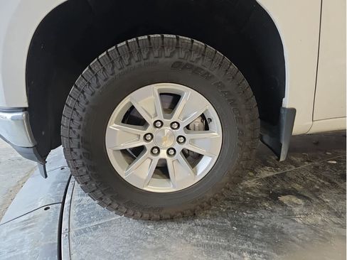 Used 2020 Chevrolet Silverado 1500 LT w/ All-Star Edition image 3