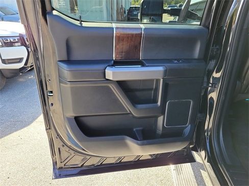 Used 2017 Ford F350 Platinum w/ Platinum Ultimate Package image 27