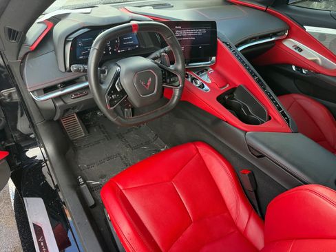 Used 2020 Chevrolet Corvette Stingray Preferred Cpe w/ 2LT Preferred Equipment Group RWD image 12