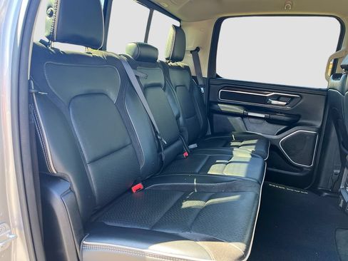 Used 2022 RAM 1500 Laramie AWD/4WD image 26