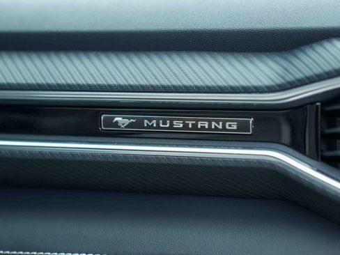 Used 2025 Ford Mustang Premium RWD image 19