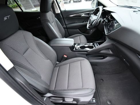 Used 2023 Buick Envision Preferred w/ Sport Touring Package AWD/4WD image 20