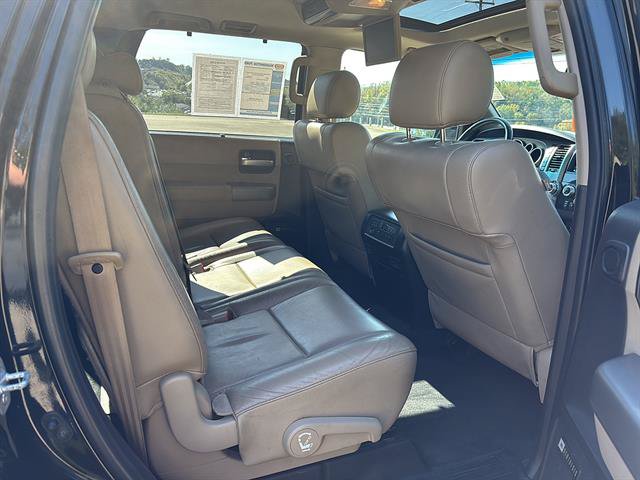 Used 2016 Toyota Sequoia Limited w/ Safety & Convenience Package AWD/4WD image 19