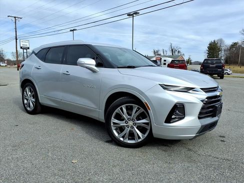 Used 2019 Chevrolet Blazer Premier w/ Sun and Wheels Package image 2