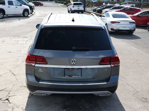Used 2018 Volkswagen Atlas SE FWD image 12