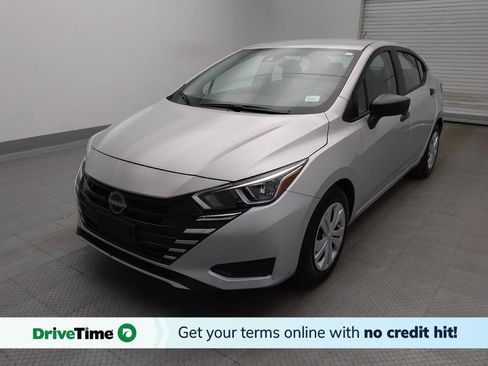 Used 2024 Nissan Versa S FWD image 1
