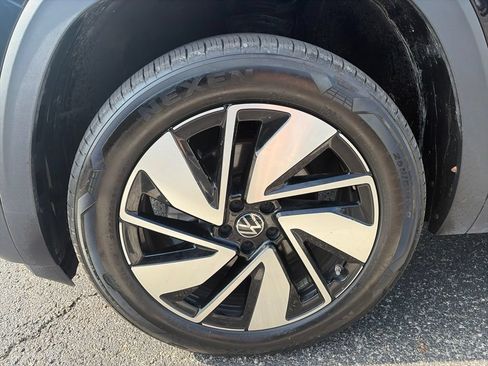Used 2026 Volkswagen Atlas SE AWD/4WD image 12