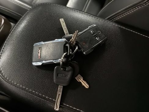 Used 2018 GMC Canyon Denali AWD/4WD image 34