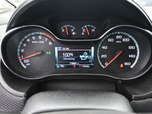 Used 2018 Chevrolet Cruze LT w/ Sun And Sound Package image 33