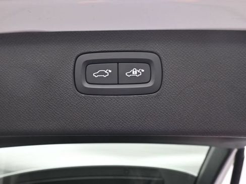 Used 2024 Volvo XC90 B5 Core w/ Protection Package Premier AWD/4WD image 29