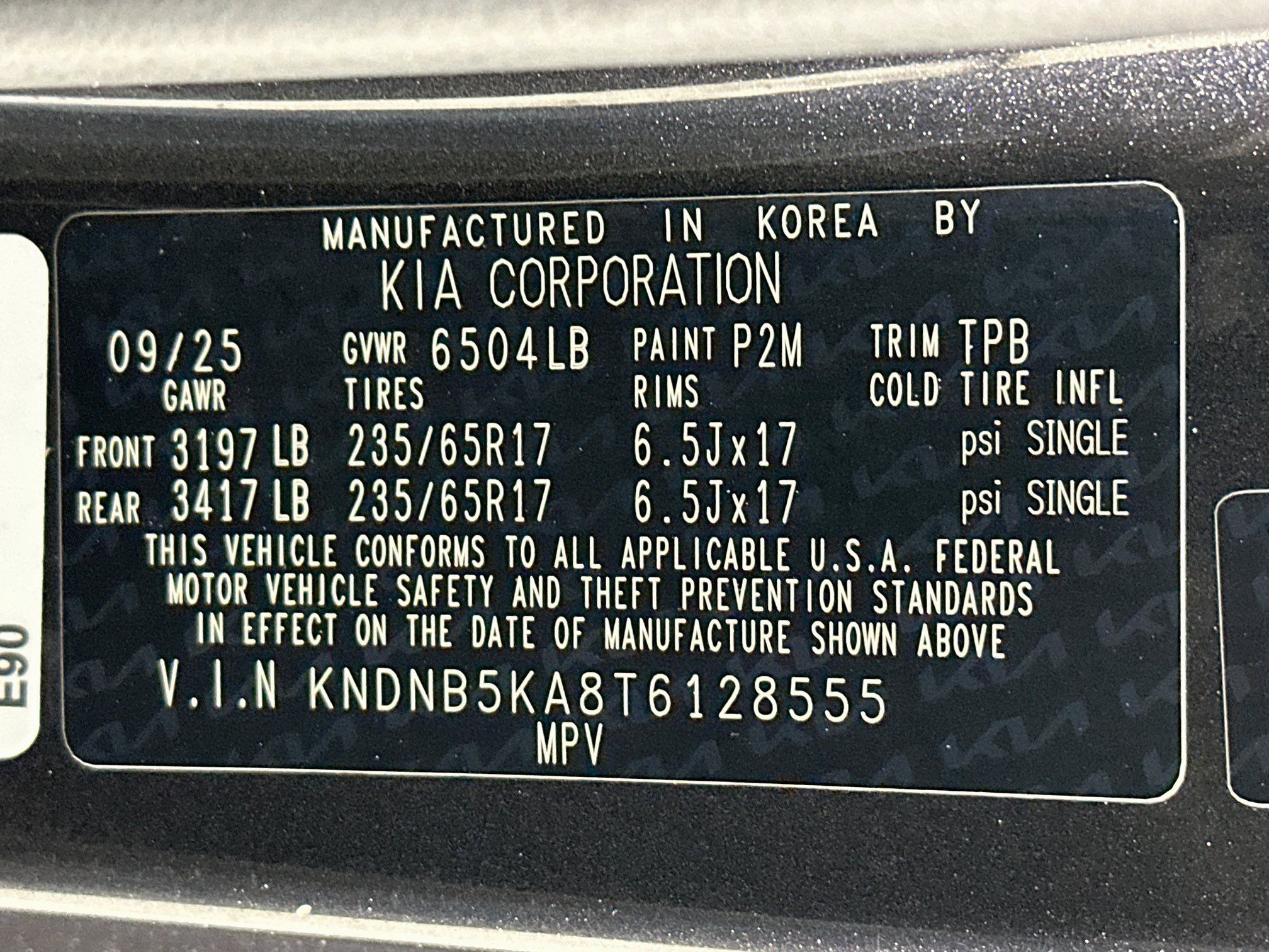 Used 2026 Kia Carnival LXS FWD image 12