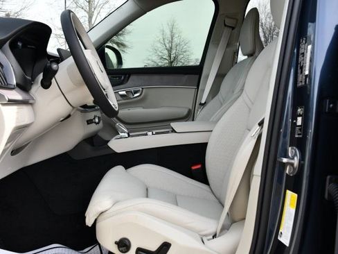 New 2026 Volvo XC90 B6 Ultra w/ Protection Package AWD/4WD image 13