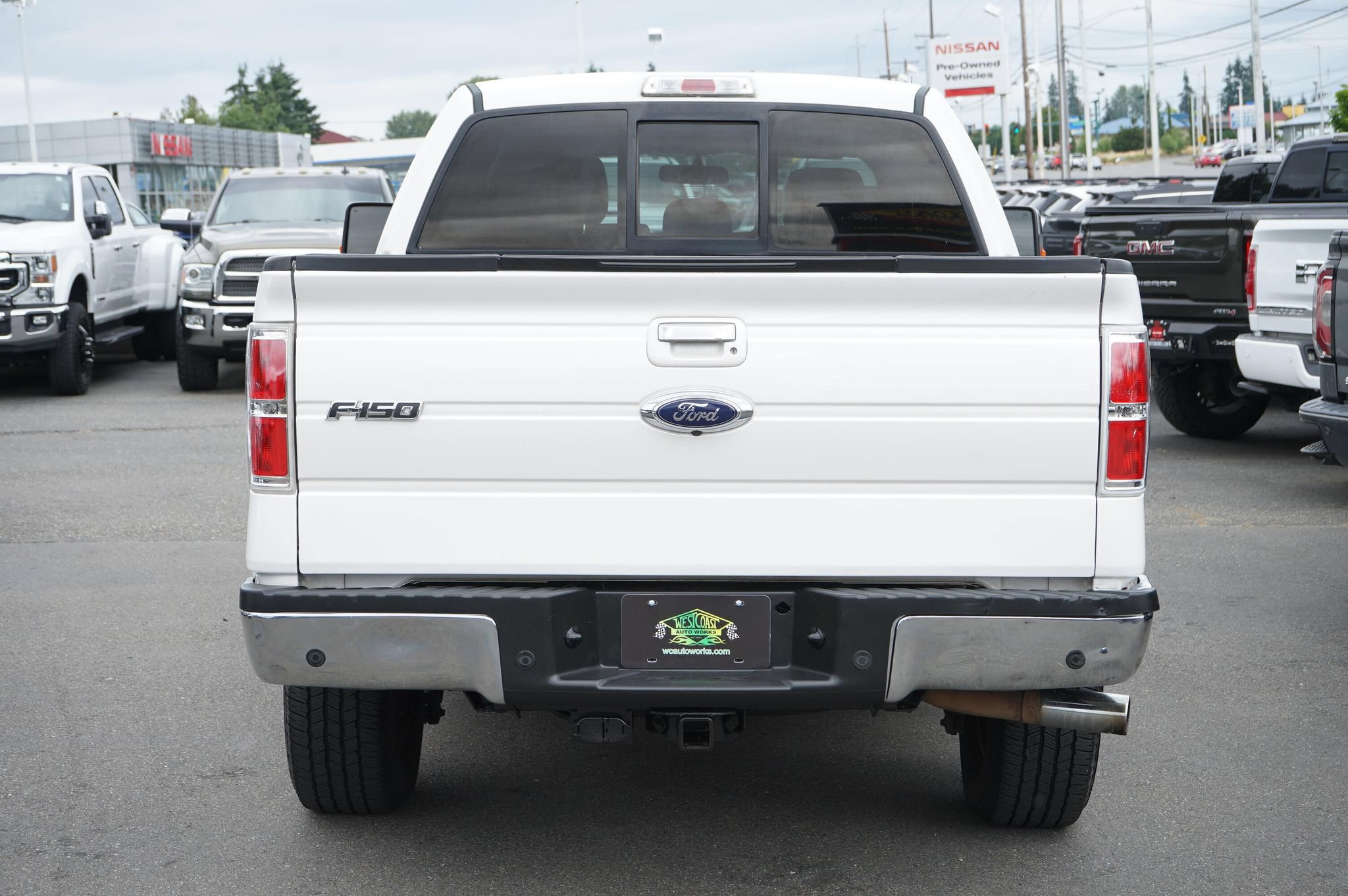Used 2014 Ford F150 Lariat w/ Equipment Group 502A Luxury AWD/4WD image 4