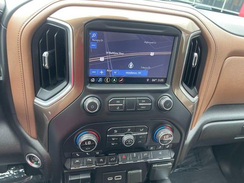 Used 2019 Chevrolet Silverado 1500 High Country image 34