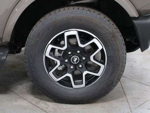New 2026 Ford Bronco Outer Banks AWD/4WD image 13