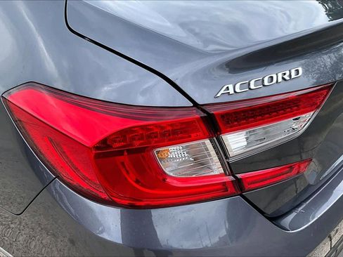 Used 2022 Honda Accord Touring image 29