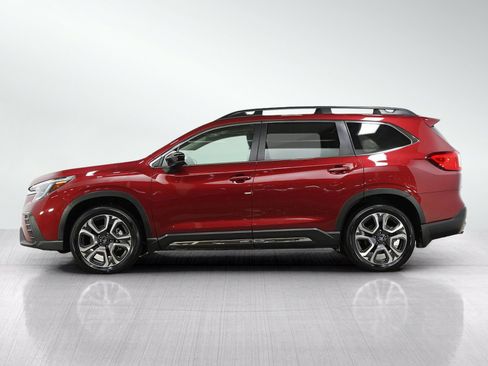 Used 2024 Subaru Ascent Limited w/ Technology Package AWD/4WD image 2