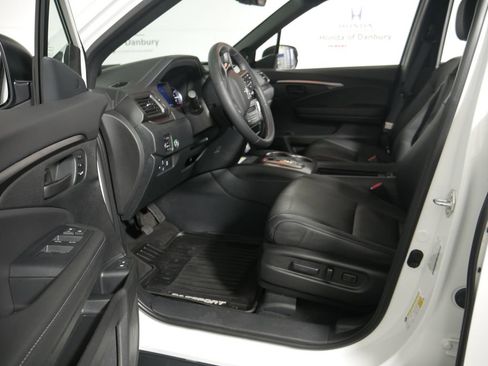 Used 2023 Honda Passport EX-L image 15