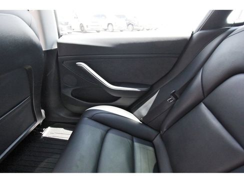 Used 2021 Tesla Model 3 Long Range AWD/4WD image 11