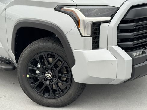 New 2026 Toyota Tundra SR5 AWD/4WD image 10