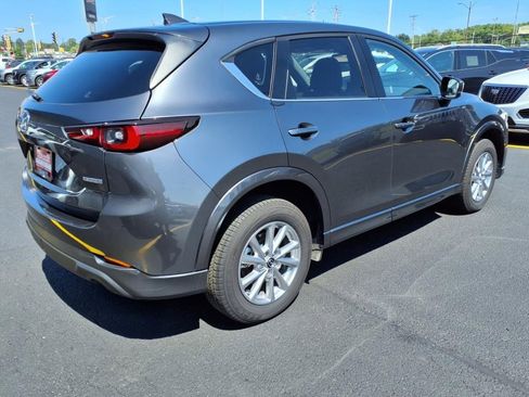 Used 2025 MAZDA CX-5 AWD 2.5 S w/ Preferred Package image 3