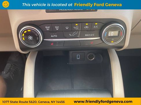 Used 2020 Ford Escape SE AWD/4WD image 23