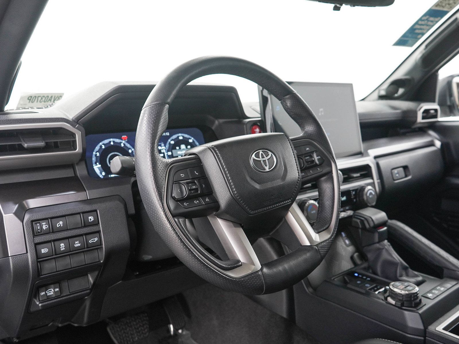 Used 2025 Toyota 4Runner TRD Off-Road Premium w/ Tow Technology Package AWD/4WD image 26