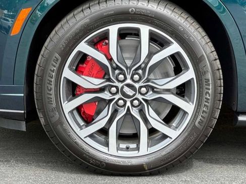 New 2025 Cadillac XT6 Sport AWD/4WD image 27