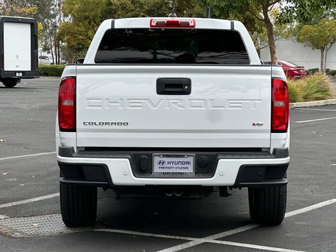 Used 2022 Chevrolet Colorado LT w/ Safety Package image 5