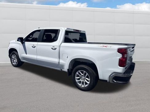 Used 2023 Chevrolet Silverado 1500 LT AWD/4WD image 3