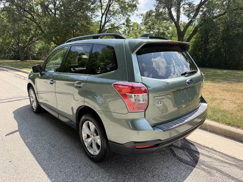 Used 2016 Subaru Forester 2.5i Limited AWD/4WD image 3