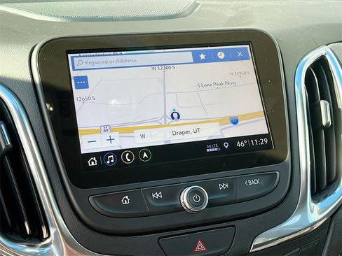 Used 2020 Chevrolet Equinox Premier image 13