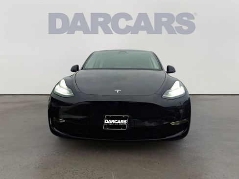 Used 2021 Tesla Model Y Long Range image 2