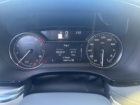 Certified 2023 Cadillac XT5 Premium Luxury image 23