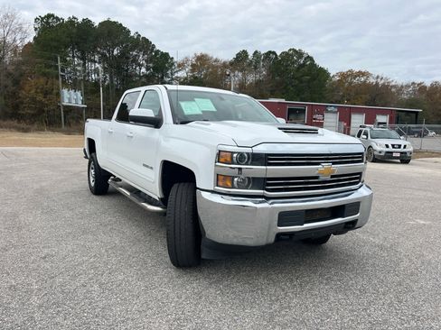 Used 2018 Chevrolet Silverado 2500 LT image 12