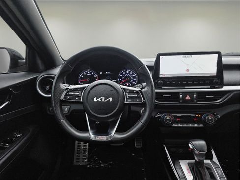 Used 2022 Kia Forte GT w/ GT2 Package image 5