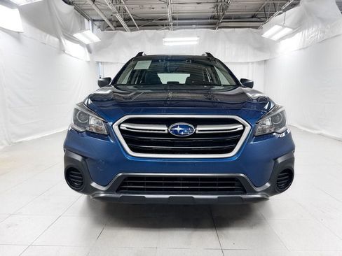 Used 2019 Subaru Outback 2.5i AWD/4WD image 2